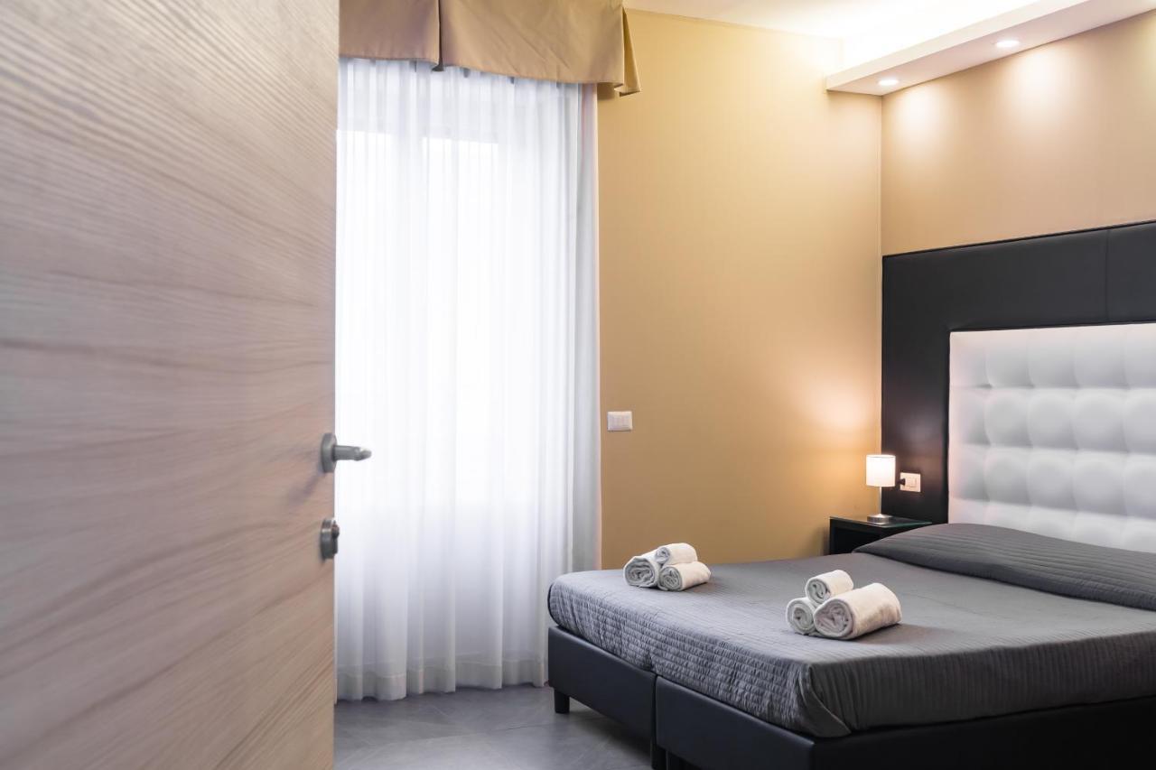 Hotel Bh Napoli Railway Extérieur photo